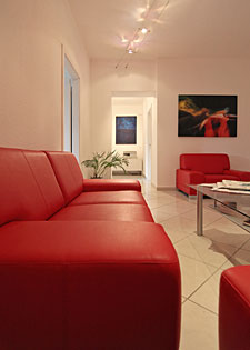 Rotes Sofa